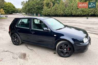 Volkswagen Golf 2001