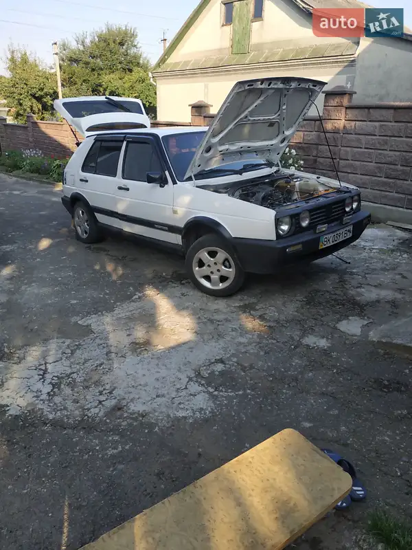 Volkswagen Golf