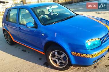 Volkswagen Golf  2000