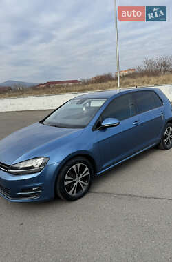 Volkswagen Golf  2013