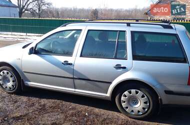 Volkswagen Golf 2003