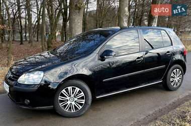 Volkswagen Golf  2005