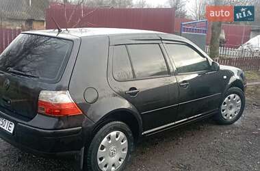 Volkswagen Golf  2002