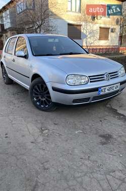 Volkswagen Golf 2000