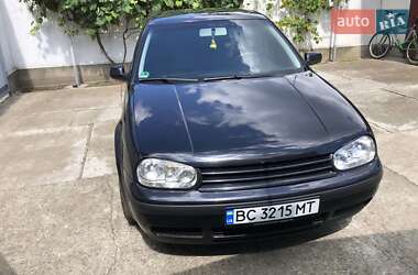 Volkswagen Golf  2003