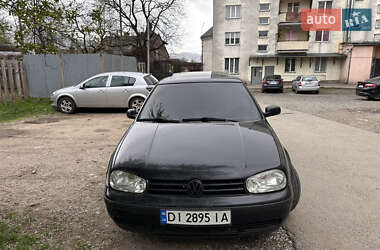 Volkswagen Golf 2000