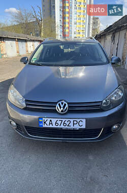 Volkswagen Golf  2010