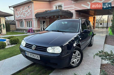 Volkswagen Golf  2002
