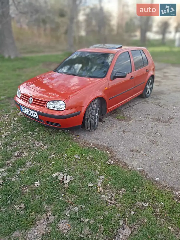 Volkswagen Golf