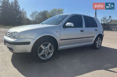 Volkswagen Golf  2001