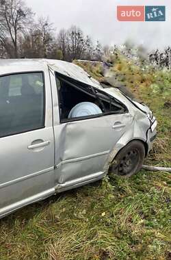 Volkswagen Golf 2000