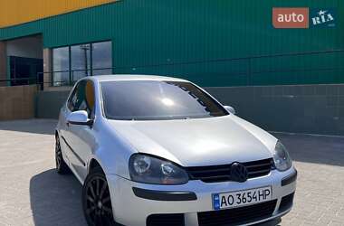 Volkswagen Golf 2003