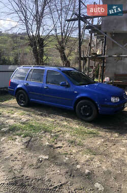 Volkswagen Golf  2000