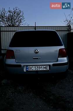 Volkswagen Golf  2000