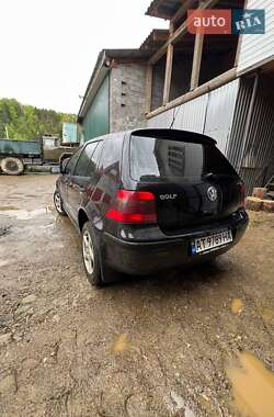 Volkswagen Golf 2002