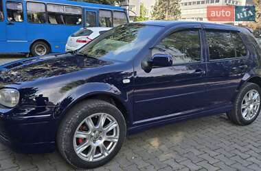 Volkswagen Golf  2000