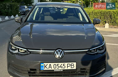 Volkswagen Golf  2021