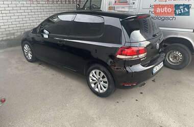 Volkswagen Golf  2012