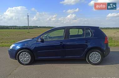 Volkswagen Golf  2005