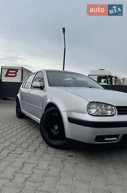 Volkswagen Golf  2000