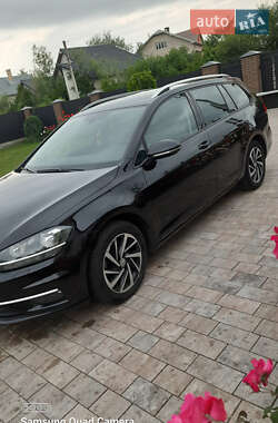 Volkswagen Golf  2019