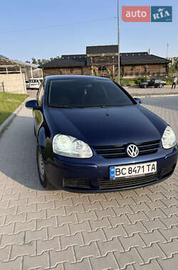 Volkswagen Golf  2005