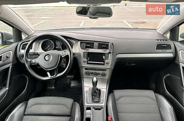 Volkswagen Golf  2014