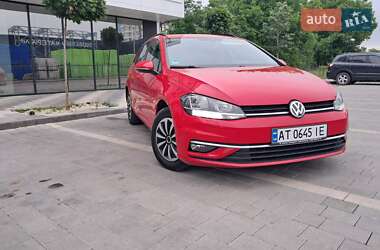 Volkswagen Golf  2019