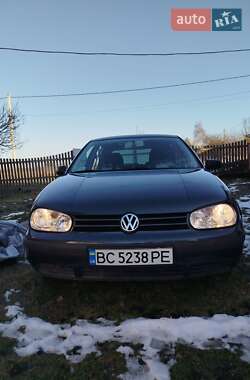 Volkswagen Golf  2001
