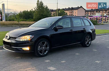 Volkswagen Golf  2018