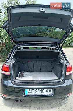 Volkswagen Golf  2010