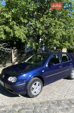 Volkswagen Golf 2000