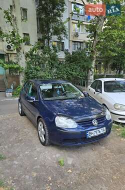 Volkswagen Golf  2005