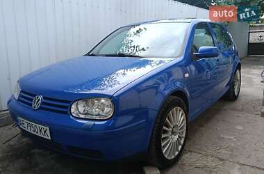 Volkswagen Golf  2001
