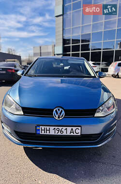Volkswagen Golf  2012