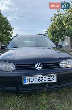 Volkswagen Golf 2002