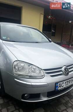 Volkswagen Golf 2005