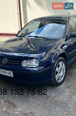 Volkswagen Golf  2000