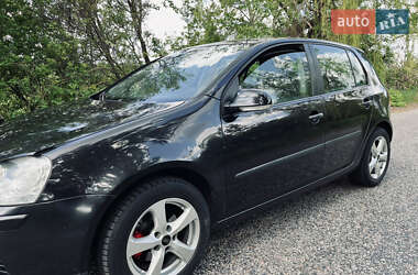 Volkswagen Golf 2005