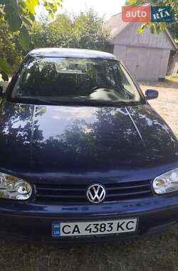 Volkswagen Golf  2002