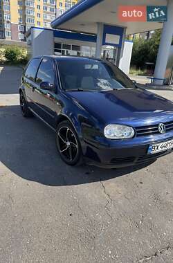 Volkswagen Golf 2003