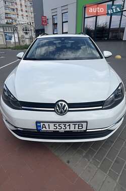 Volkswagen Golf  2019