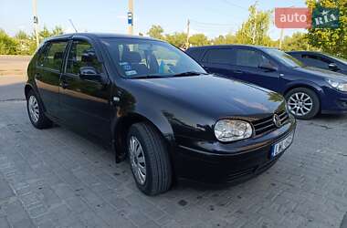 Volkswagen Golf  2000