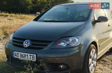 Volkswagen Golf  2005