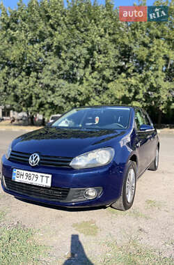 Volkswagen Golf  2010