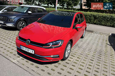 Volkswagen Golf  2017