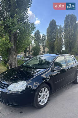 Volkswagen Golf  2005