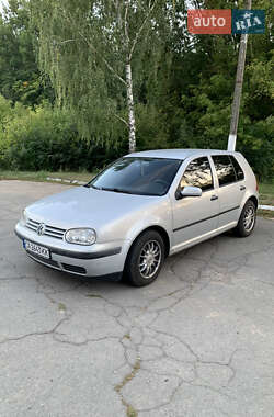 Volkswagen Golf 2000