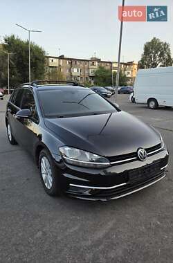 Volkswagen Golf  2019