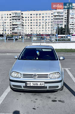 Volkswagen Golf  1998